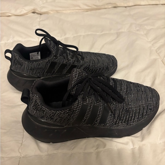 adidas Shoes - Adidas sneakers size 5 never worn